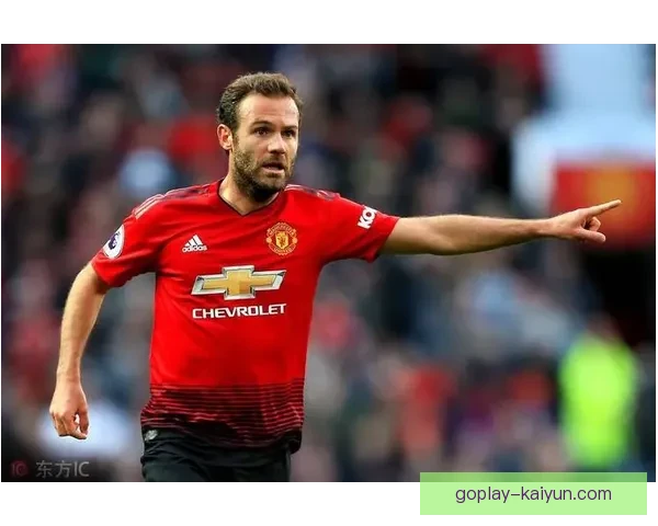 马塔的盘带风格持续受到关注，体现了技术与灵活性的完美结合。