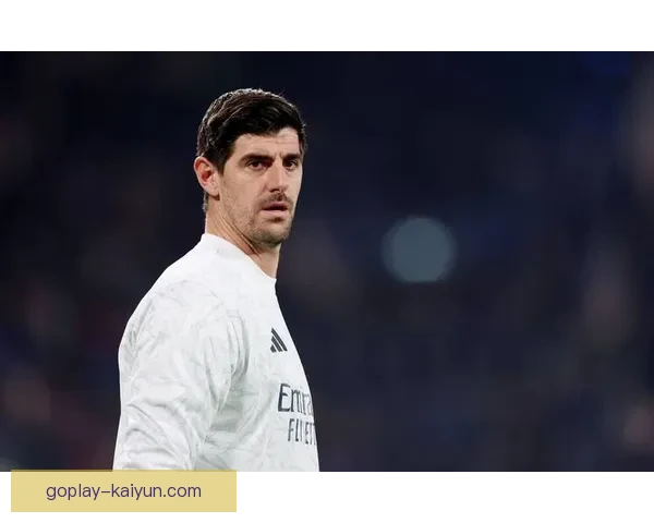 库尔图瓦入选FIFA最佳阵容，门将位置表现稳健